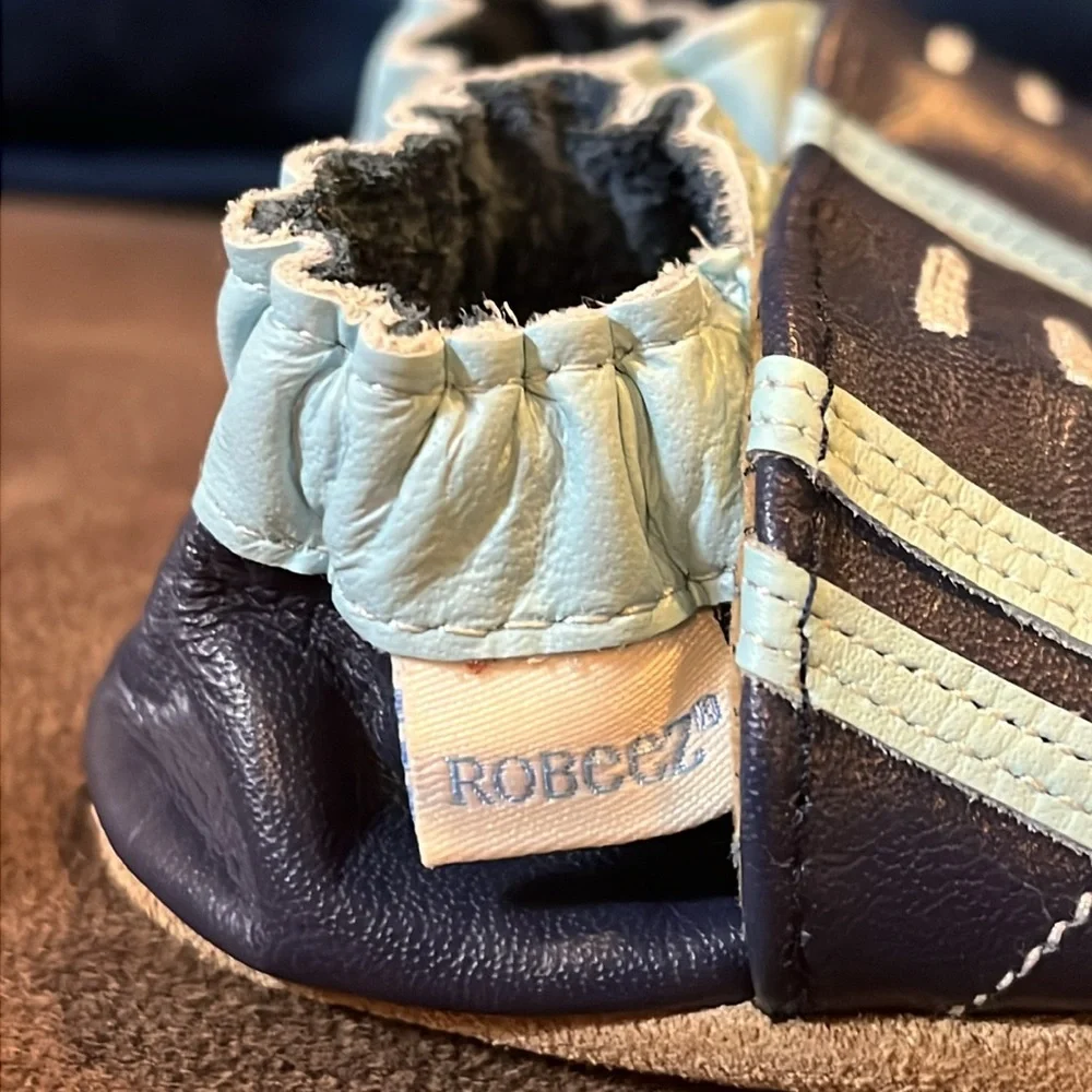 Robeez Baby Infant Shoes Sneakers new Boys Size 6-12 Months